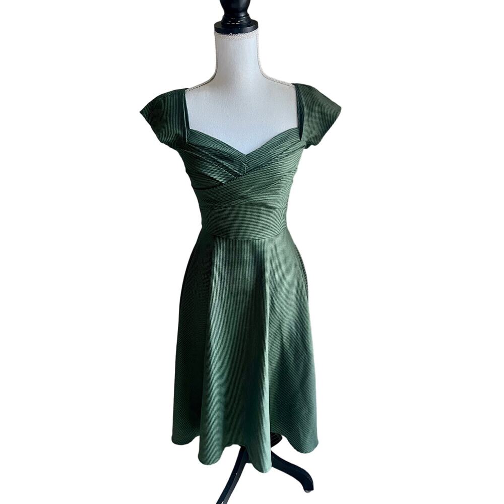 Stop Staring Green Midi Dress